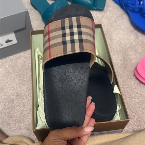 Burberry Beige and Black Check Slides - Picture 3 of 3